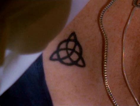 charmed symbol|Category:Symbols .
